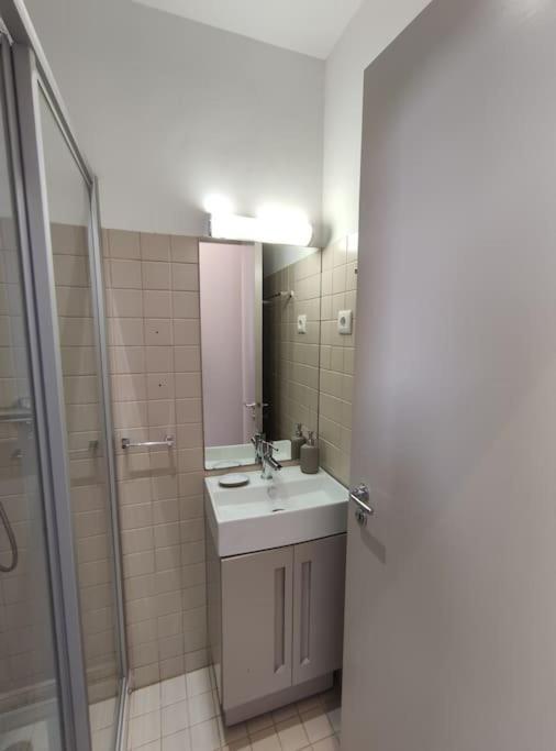 شقة Alvares Cabral Apartamento C بورتو المظهر الخارجي الصورة